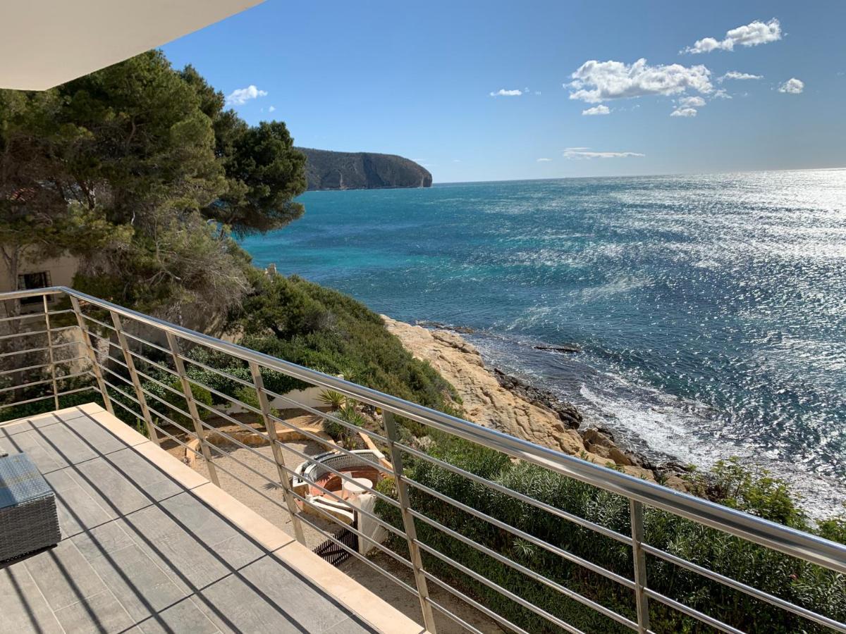 Moraira Sea Front, First Line, Air Conditioning, Heating, First Floor, 2 Habs 4Beds Exterior photo